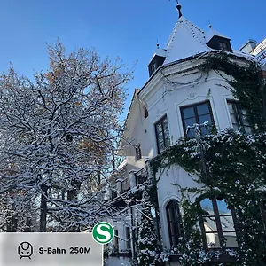 Hotel Eichen Schloessl, München